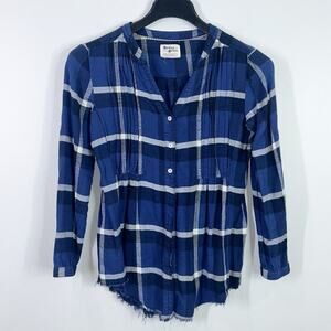 Anthropologie holding horses plaid button down flannel top size 2